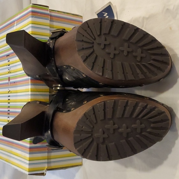 Sam Edelman Black Leather Fritz Wedge Size 9 - Picture 7 of 15